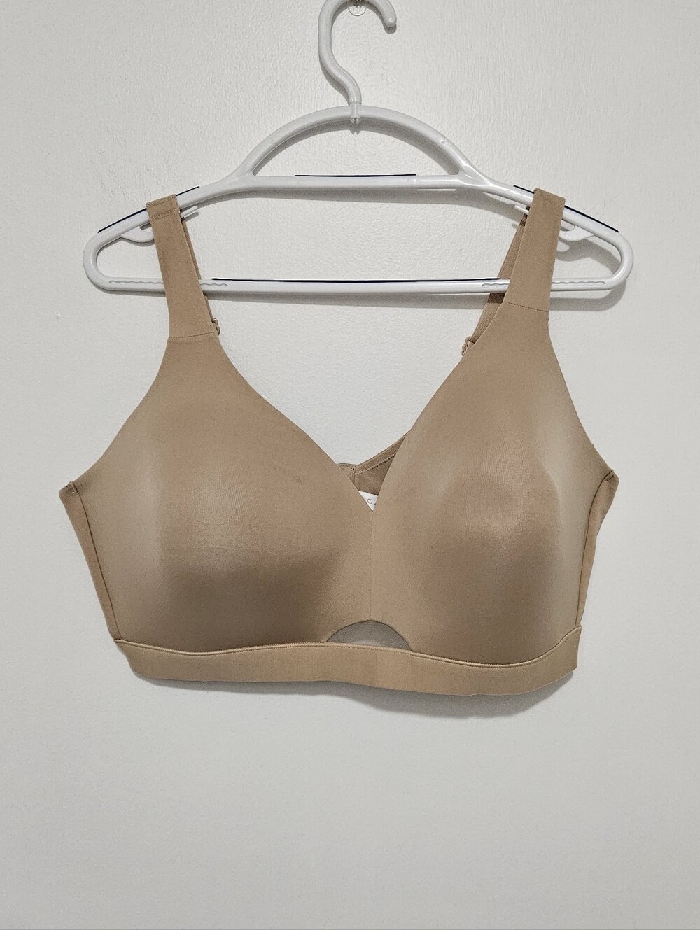 Cacique Seamless Nude Wireless Comfort Bra Size 44DDD